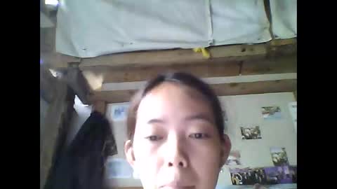 Snapshot of ariana_sweet25 chatting on December 14, 2:39 am ariana_sweet25 online show from December 14, 2:39 am