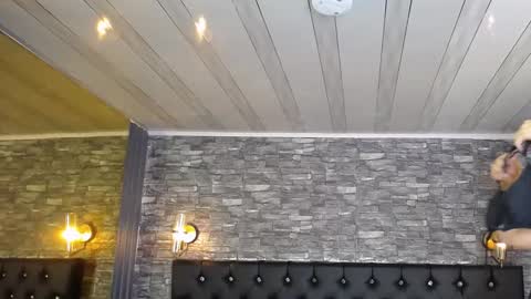 Snapshot of ariana_toro chatting on September 12, 5:46 pm ariana_toro online show from September 12, 5:46 pm