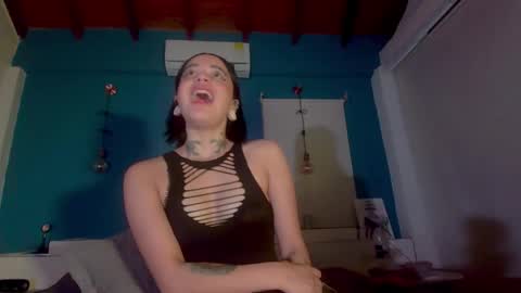 ariana_whitee online show from October 8, 7:39 am