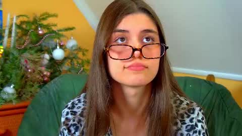 Ariana online show from December 19, 11:06 am