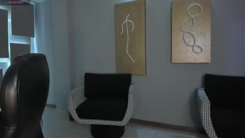 Ariana Dumont online show from February 12, 11:27 am