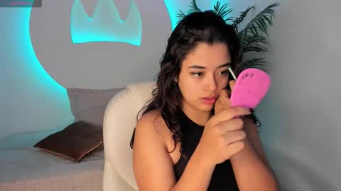 Snapshot of arianapierce chatting on October 15, 12:38 pm arianapierce online show from October 15, 12:38 pm