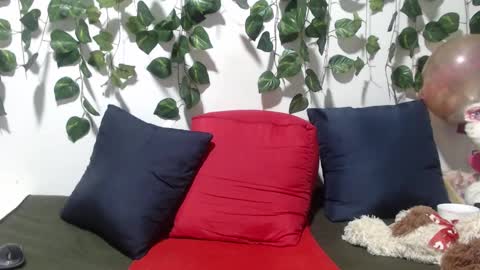 arianasanz1 online show from February 5, 11:06 pm