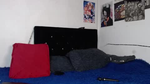 Snapshot of arianauwu666 chatting on February 15, 8:54 pm help me 100 hands up my OF is Free  online show from February 15, 8:54 pm