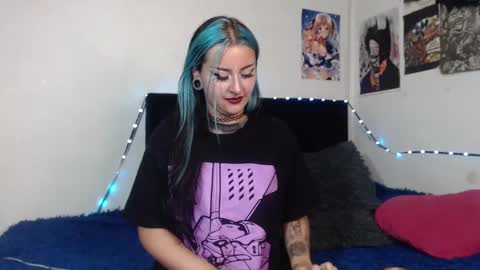 Snapshot of arianauwu666 chatting on March 5, 1:21 am help me 100 hands up my OF is Free  online show from March 5, 1:21 am