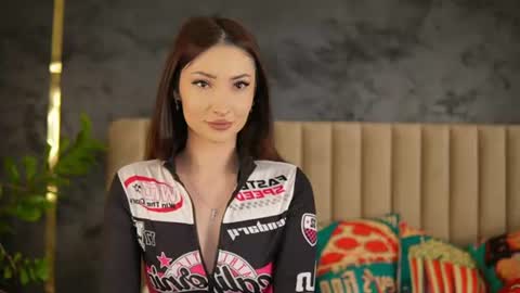 arianna_moonx online show from July 10, 8:29 am