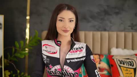 arianna_moonx online show from July 13, 2:20 pm