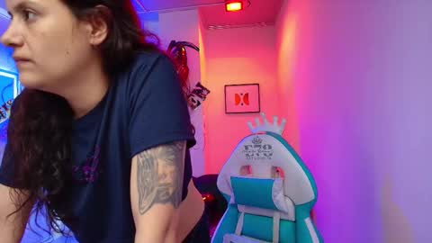 arianna_sweeet online show from October 28, 3:43 am