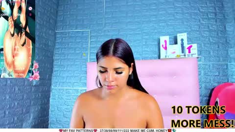 Snapshot of ariannalewis1 chatting on January 5, 10:08 pm Arianna online show from January 5, 10:08 pm