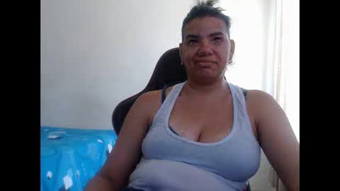 ariannaloovel online show from January 6, 4:21 pm