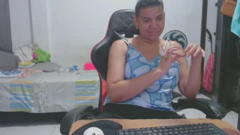 ariannaloovel online show from April 8, 11:16 pm