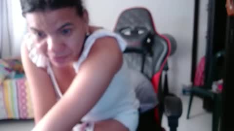 Snapshot of ariannaloovel chatting on May 20, 3:51 pm ariannaloovel online show from May 20, 3:51 pm