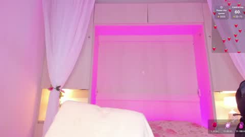 Snapshot of ariannavega_ chatting on July 17, 12:01 pm ariannavega_ online show from July 17, 12:01 pm