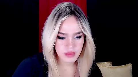 ARIANNE CUMS  online show from January 12, 11:04 pm