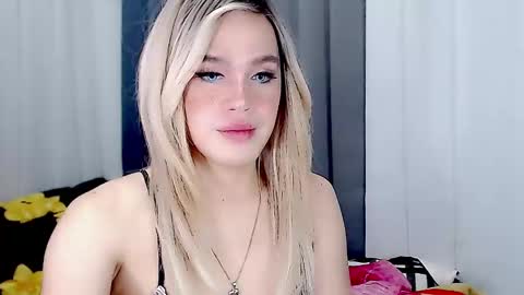 ARIANNE CUMS  online show from February 23, 10:09 pm