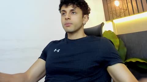 Snapshot of ariasaadeh chatting on September 12, 12:05 pm ariasaadeh online show from September 12, 12:05 pm