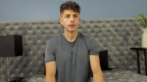 Snapshot of ariasaadeh chatting on October 21, 12:17 pm ariasaadeh online show from October 21, 12:17 pm