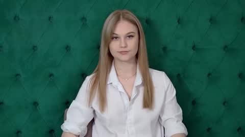 Aria online show from October 7, 5:21 pm