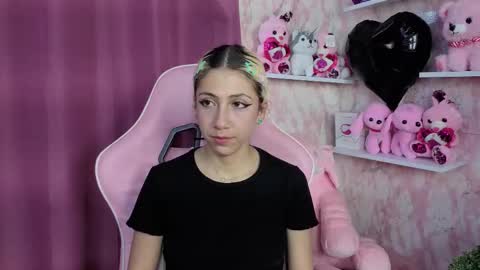 Ari Bunnie  online show from November 6, 8:54 pm