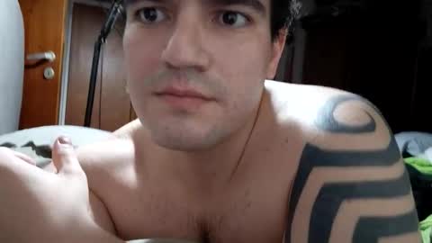 Snapshot of ariel_1990 chatting on June 9, 8:26 am ariel_1990 online show from June 9, 8:26 am