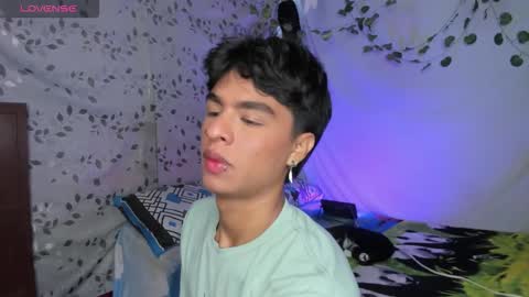 ariel_adan online show from February 3, 12:21 pm