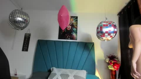 ariel_wish online show from April 4, 1:30 pm