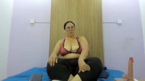 Snapshot of ariela__ chatting on December 30, 8:47 pm ariela__ online show from December 30, 8:47 pm