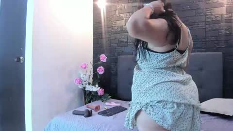 Snapshot of ariela__ chatting on February 15, 3:42 am ariela__ online show from February 15, 3:42 am
