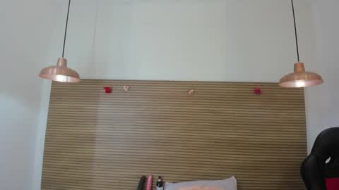 Snapshot of ariela__ chatting on October 19, 4:13 am ariela__ online show from October 19, 4:13 am
