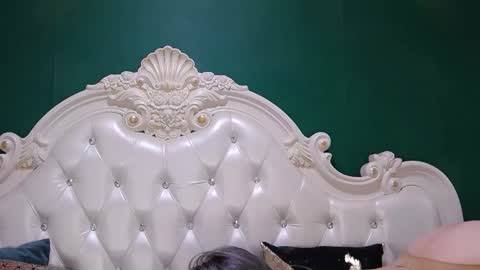 Ariel online show from September 18, 9:17 pm