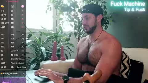 Snapshot of arielenbsas chatting on June 28, 1:39 pm Ariel online show from June 28, 1:39 pm