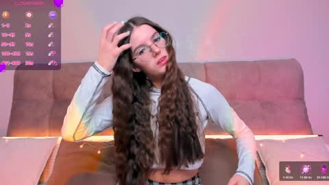 Snapshot of ariellateska chatting on January 6, 5:08 am Ariella online show from January 6, 5:08 am