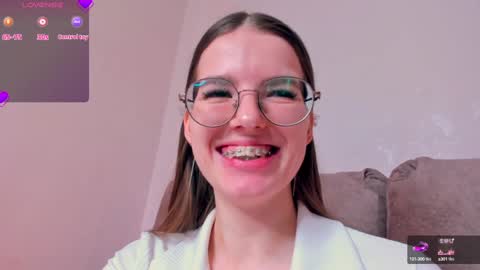 Snapshot of ariellateska chatting on February 7, 7:07 am Ariella online show from February 7, 7:07 am