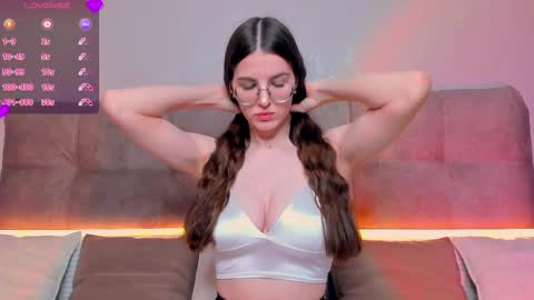 Snapshot of ariellateska chatting on February 13, 2:45 am Ariella online show from February 13, 2:45 am