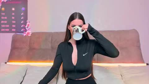 Snapshot of ariellateska chatting on October 25, 4:20 am Ariella online show from October 25, 4:20 am