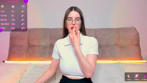 Ariella online show from April 22, 1:30 am