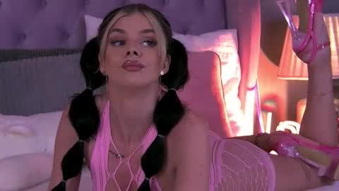 Ariell online show from September 11, 5:13 pm