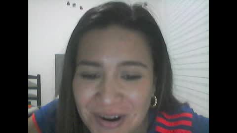 Snapshot of arielrose1022 chatting on June 6, 12:49 am Ariel Rose online show from June 6, 12:49 am