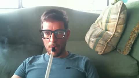 Snapshot of arielsinho chatting on April 3, 8:18 pm Anon online show from April 3, 8:18 pm