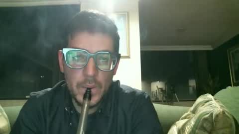 Snapshot of arielsinho chatting on April 5, 5:15 am Anon online show from April 5, 5:15 am