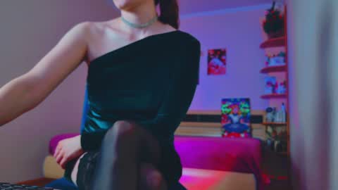 arielstonks_lovee online show from January 7, 8:03 am