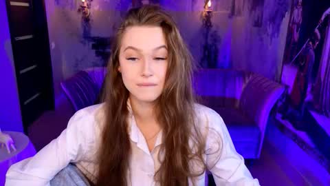 arielsykes online show from October 4, 6:17 pm