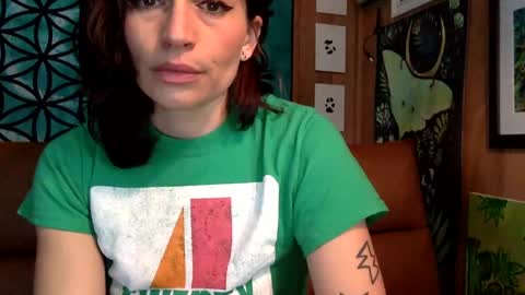 ariel  colin when hes here online show from December 23, 3:12 pm