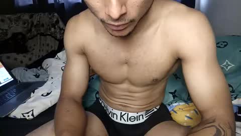 Snapshot of aries_leo_68 chatting on May 26, 8:27 pm aries leo online show from May 26, 8:27 pm