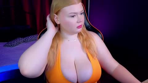 Adele online show from April 5, 8:50 pm