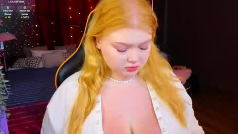 Snapshot of ariettaheart chatting on June 19, 3:27 pm Adele online show from June 19, 3:27 pm