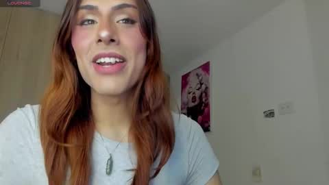 Ariana Forero ---- independet model online show from February 5, 10:47 pm