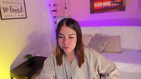  Arianna  online show from October 19, 3:45 pm