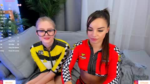 Snapshot of arikajoy chatting on January 31, 7:51 pm Arika and Monica online show from January 31, 7:51 pm