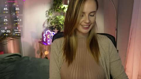 Snapshot of arikajoy chatting on October 5, 2:48 pm Arika and Monica online show from October 5, 2:48 pm